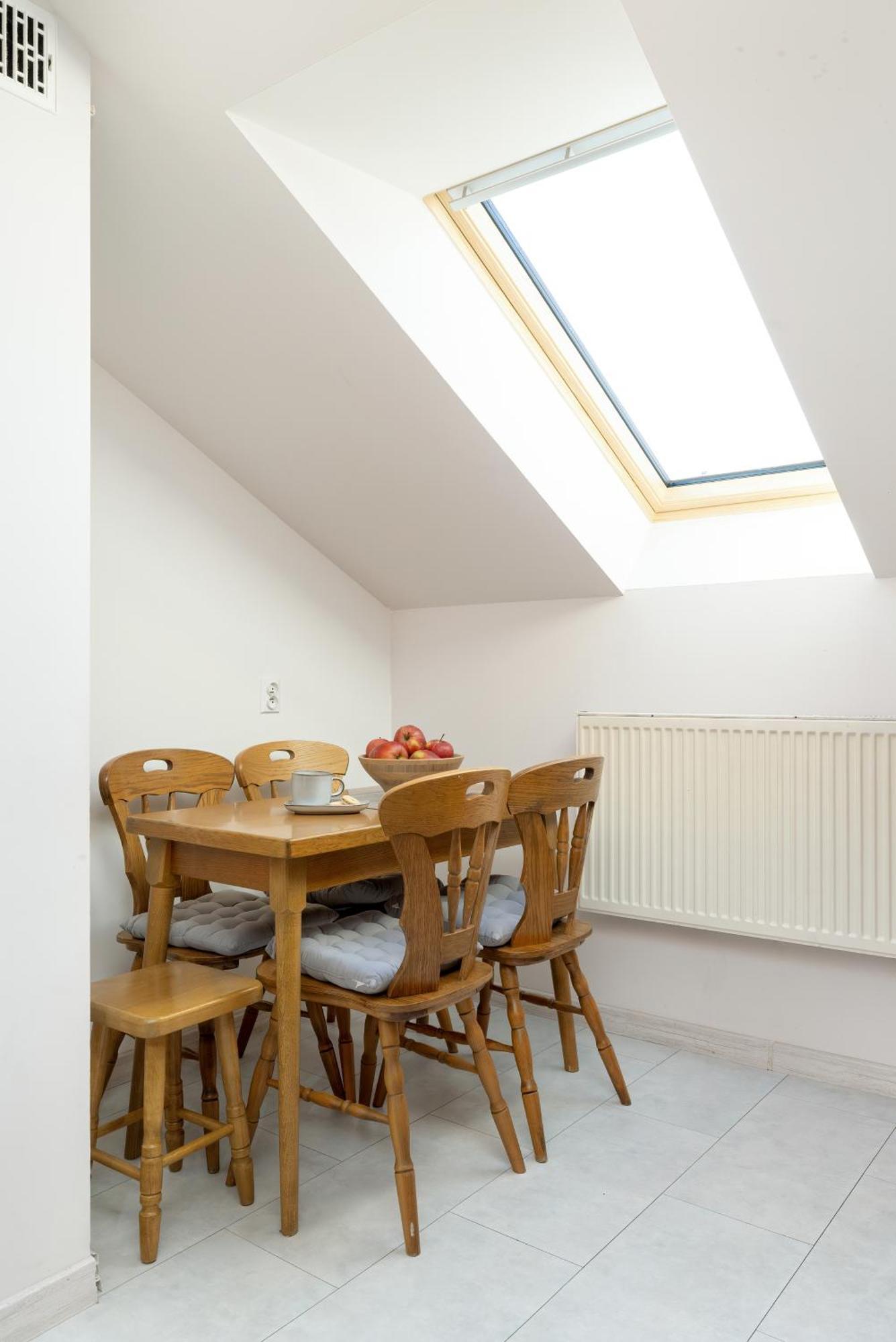 Sunshine Apartment