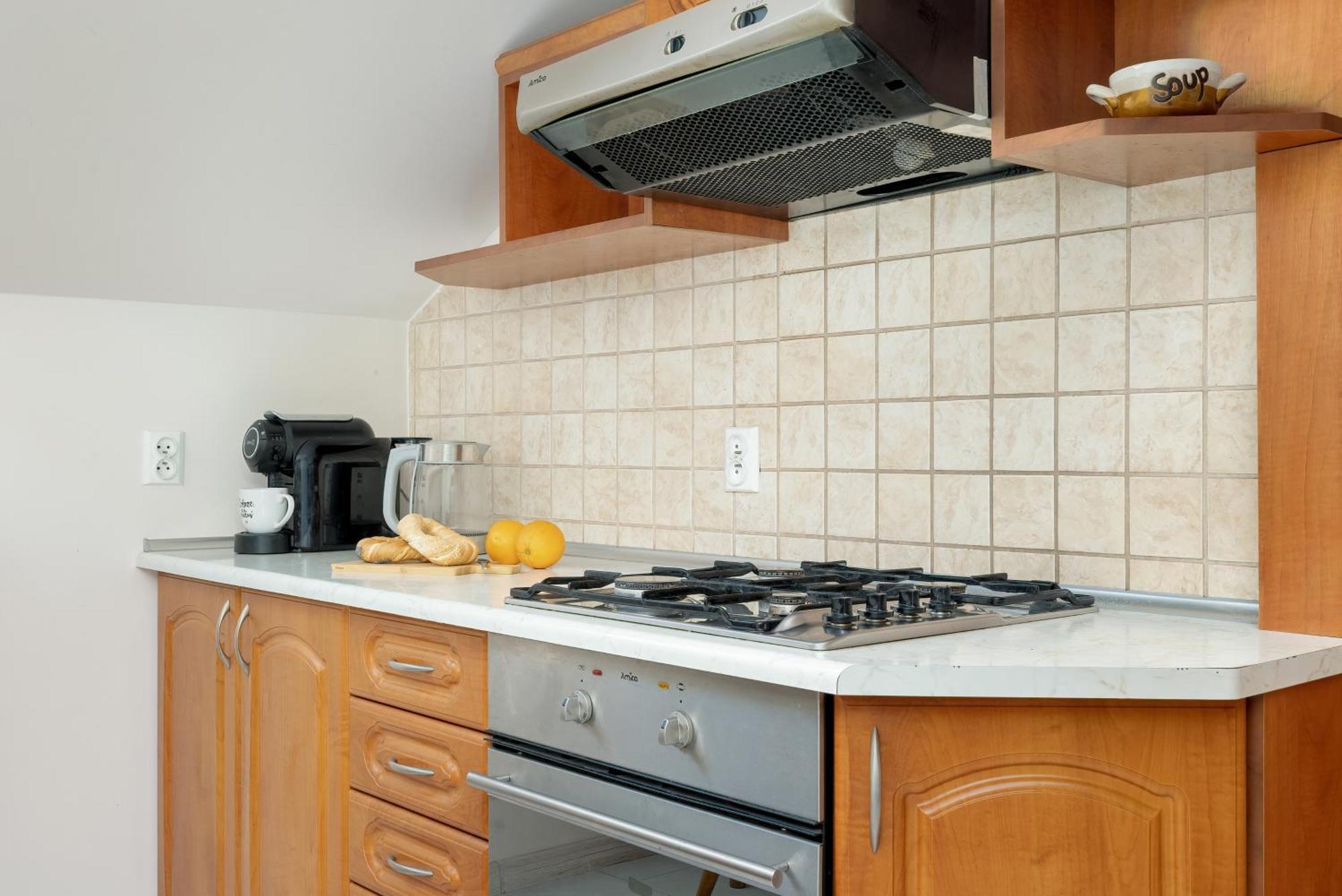 Sunshine Apartment
